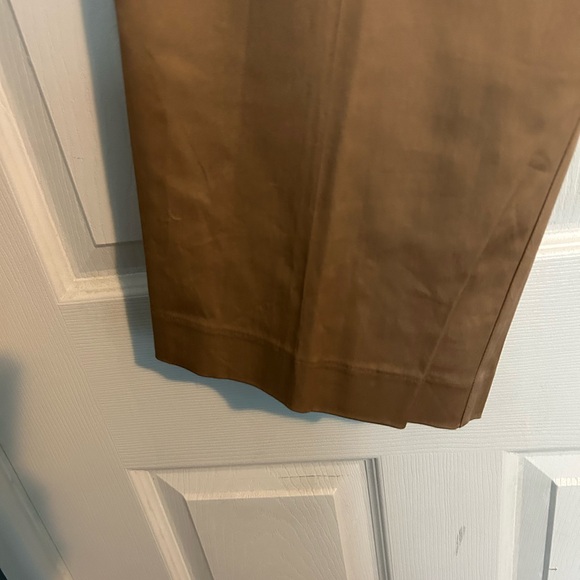 Attention modern fit khaki capris - Picture 5 of 12